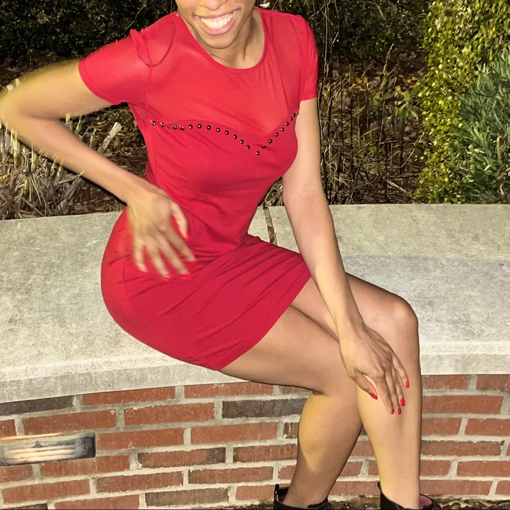 Little red dress - Picture 1 of 4
